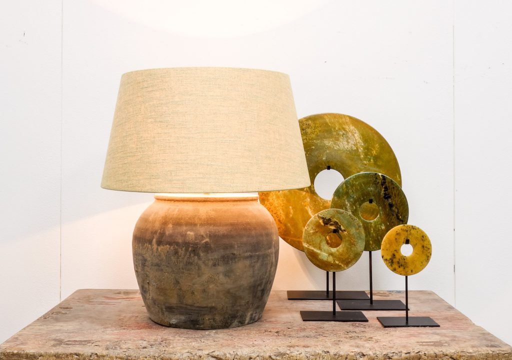 Kloppen Luidruchtig optellen Unieke keramische tafellampen en handgemaakte lampenkappen | The Silk Road  Collection