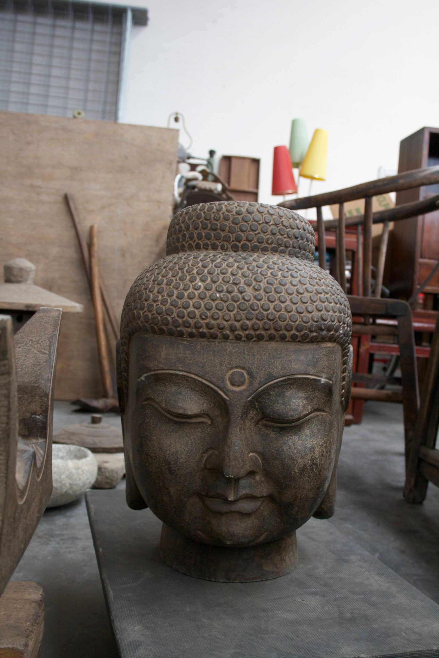 Rubber Arena Bourgondië Groot stenen Boeddha hoofd | Decoratie & accessoires | The Silk Road  Collection
